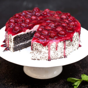 Makovo višňová torta
